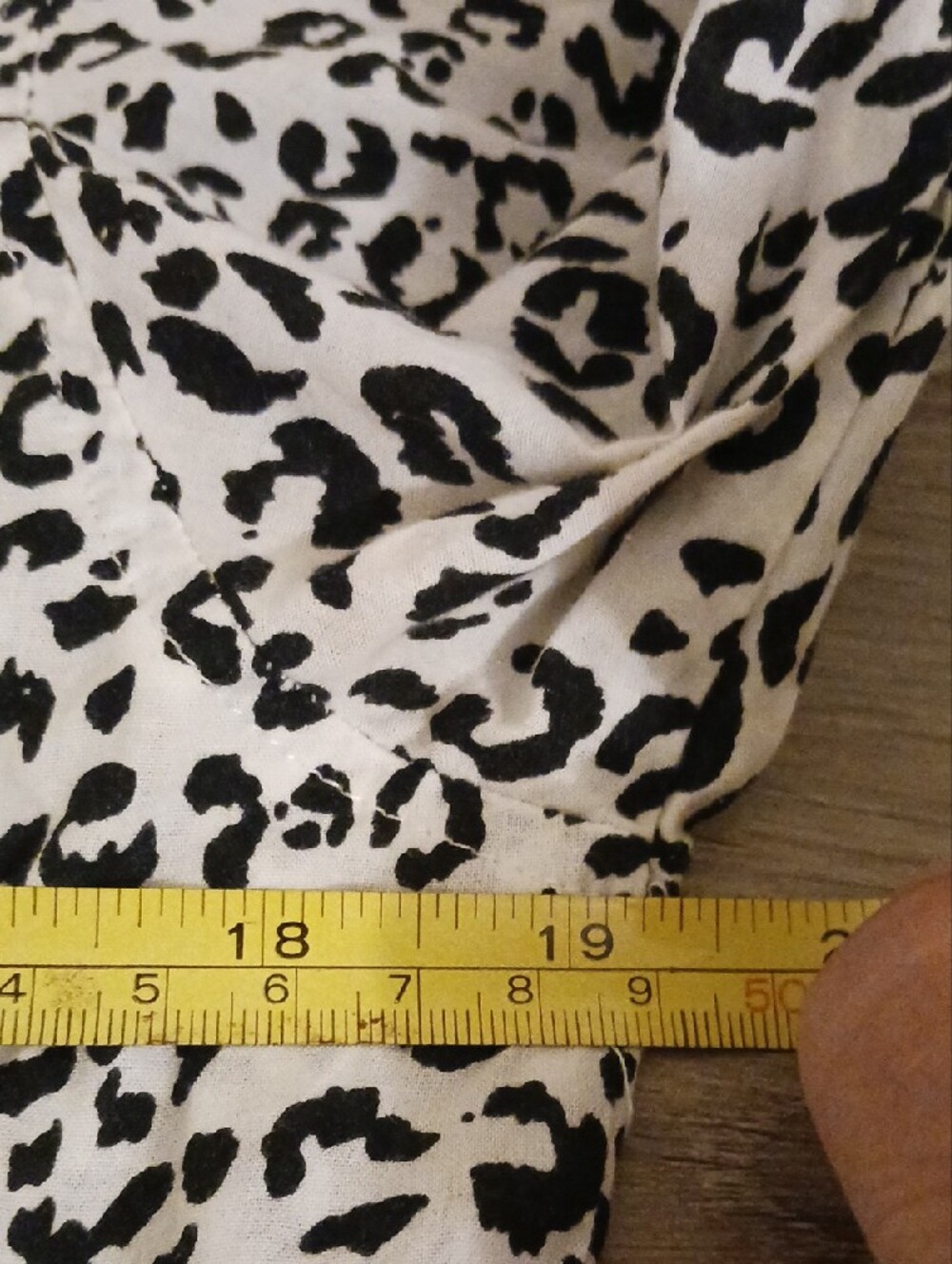 Victoria's Secret Black/ White Leopard Print Pajama Set XS - Picture 5 of 6